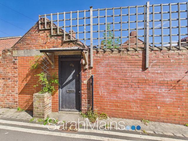 House for sale in Jesmond, Tyne And Wear