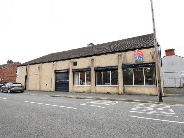 House for sale in Worsley Brow, St Helens