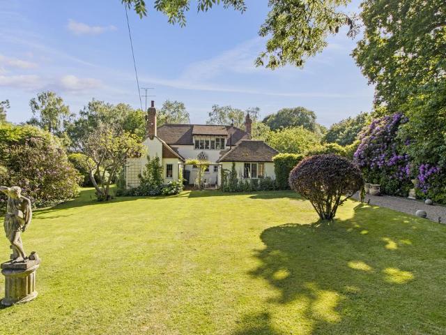 House for sale in Heathlands, East Sussex