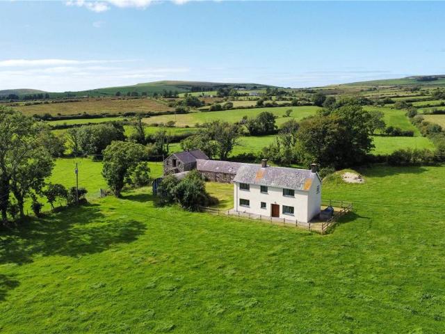 House for sale in Llithfaen, Wales