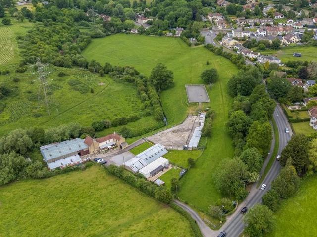 House for sale in Oldland, South Gloucestershire