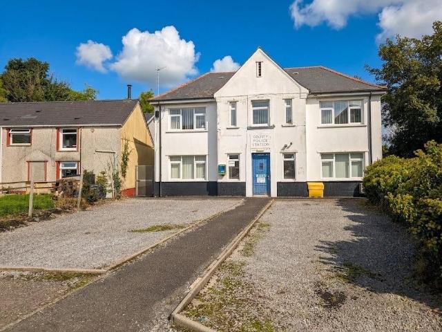 House for sale in Hirwaun