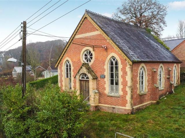 House for sale in Pontrobert, Wales