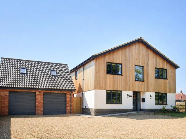 House for sale in East Tuddenham, Norfolk