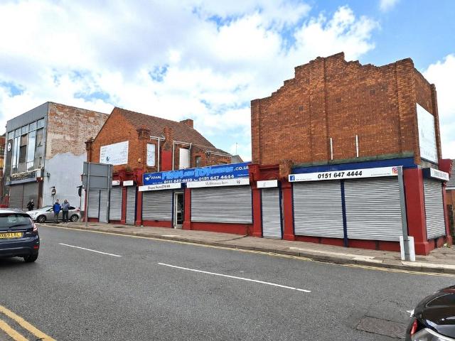 House for sale in Claughton, Birkenhead
