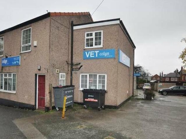 House for rent in Lyons, Greater London