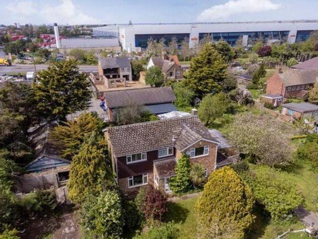 House for sale in Lyons, Greater London
