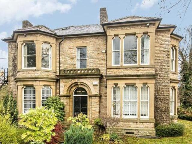House for sale in Broomhill, South Yorkshire