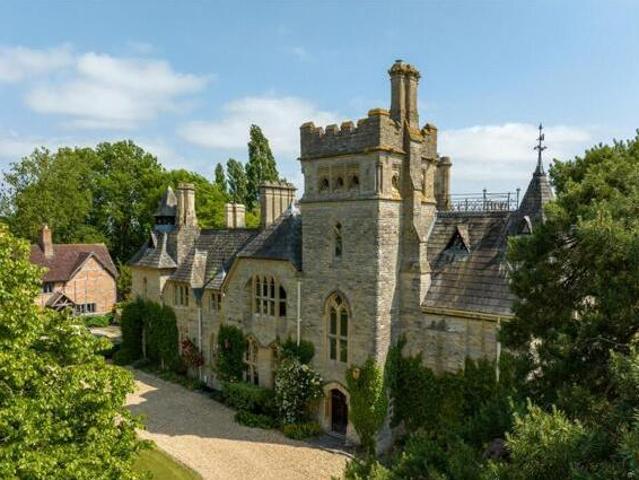 House for sale in Foscombe, Gloucester