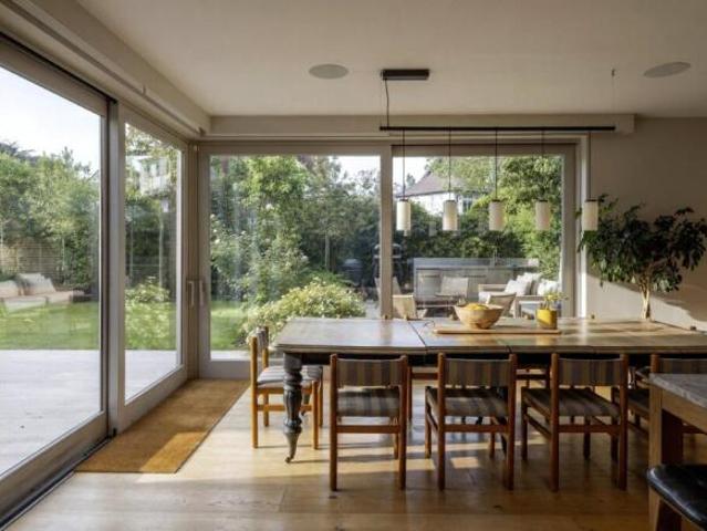 Property for sale in Cat Hill