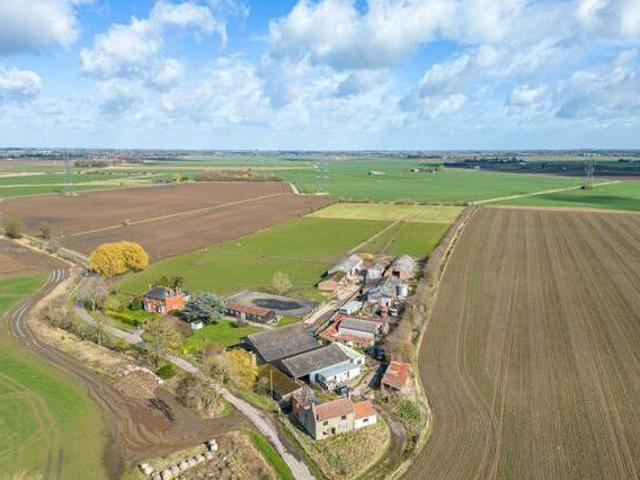 House for sale in Gosberton Clough, Lincolnshire