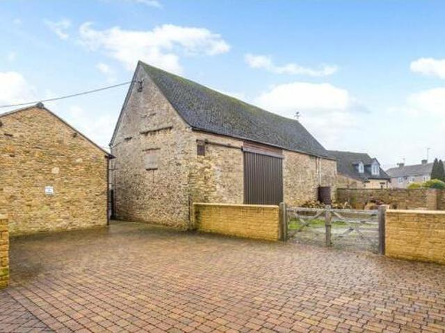 House for sale in Black Bourton, Oxfordshire