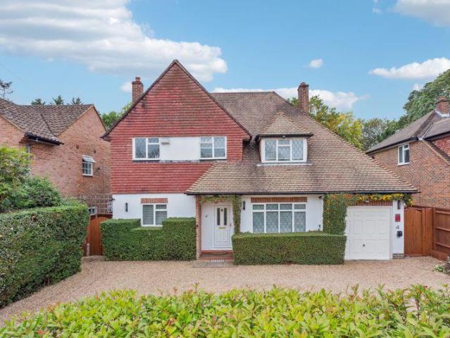 House for rent in Denham, Gerrards Cross and Chalfonts Community Board, Gerrards Cross