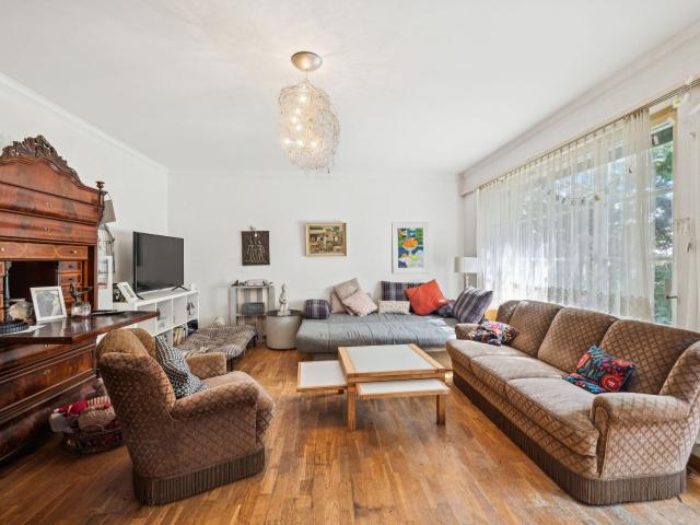 Einfamilienhaus kaufen in Epalinges, Waadt