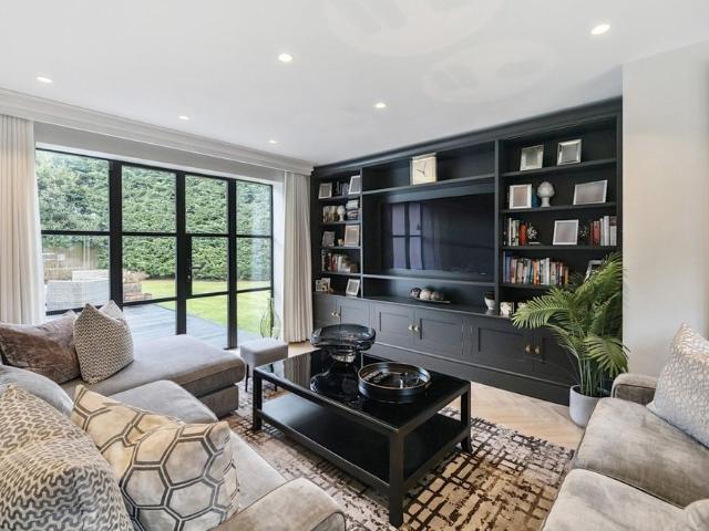 House for rent in Petts Wood, Greater London