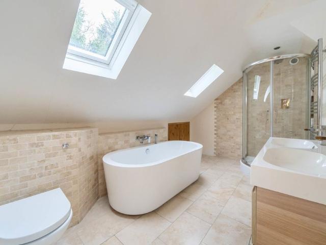 House for rent in Orpington, Locksbottom
