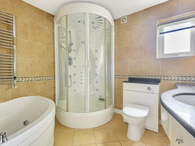 House for rent in Bromley, Bickley