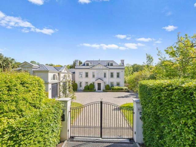 House for rent in Blackhills, Surrey