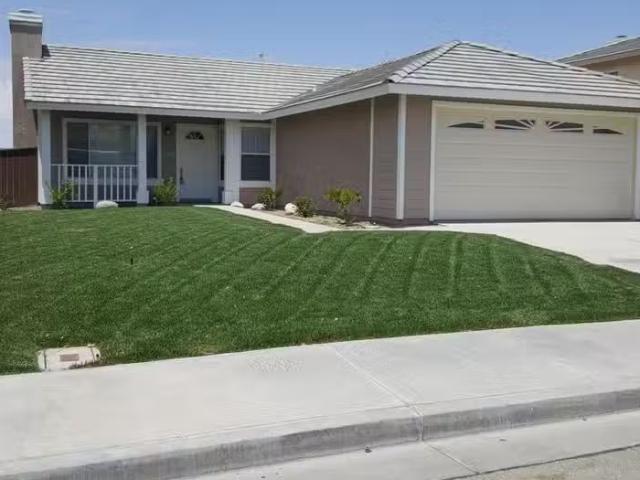 Condo for rent in Pomona