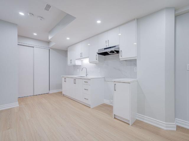 House for rent in Oakville, Ontario