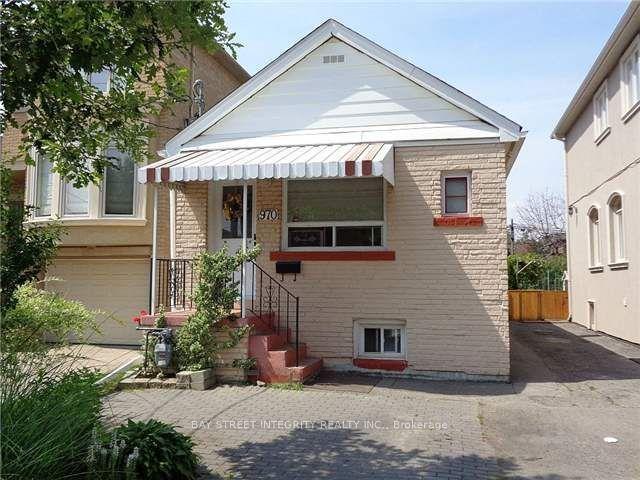 House for rent in Woburn, Ontario