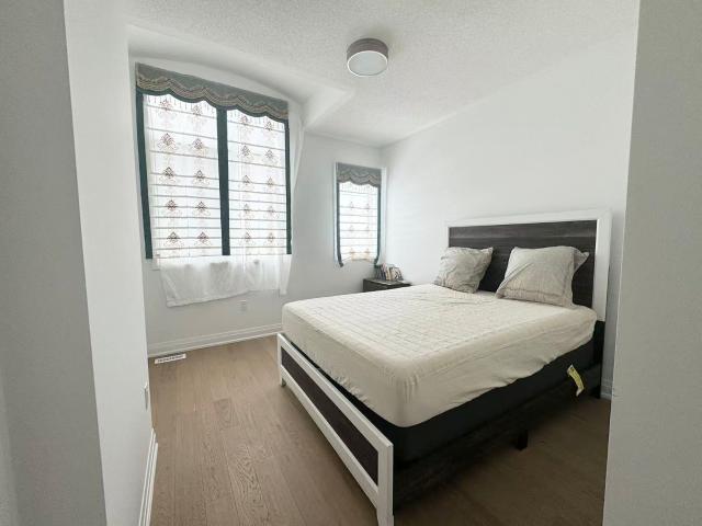House for rent in Oakville, Ontario