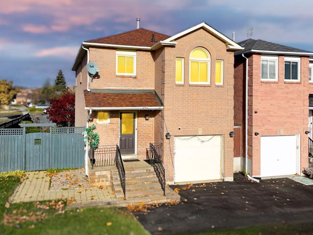 House for rent in Oakville, Ontario