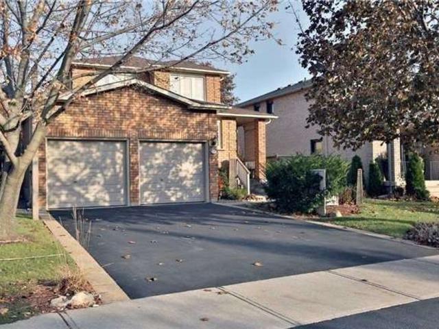 House for rent in Oakville, Ontario