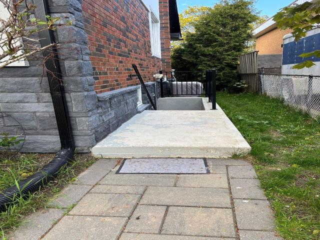 House for rent in Meadowvale Business Park, Mississauga