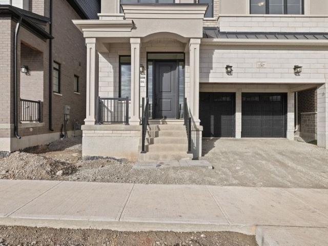 House for rent in Oakville, Ontario