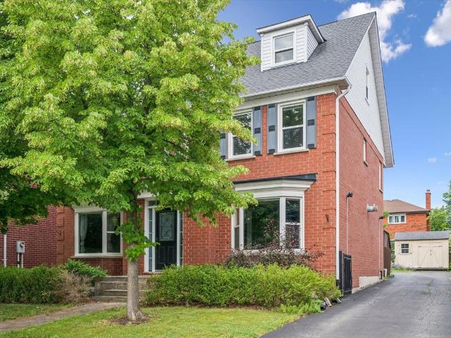 House for rent in Oakville, Ontario