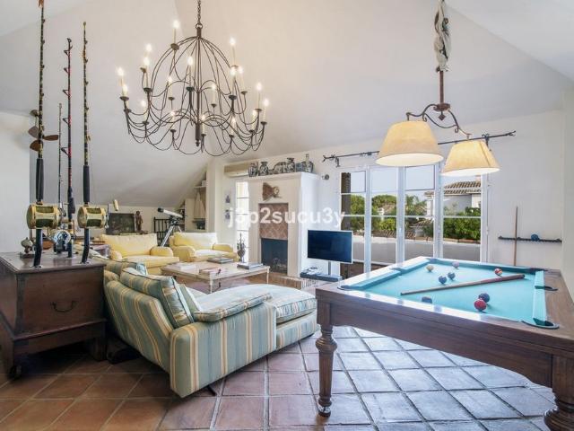 Casa en alquiler en Las Yucas, Costa del Sol Occidental
