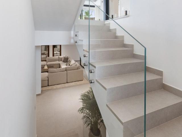 Casa en alquiler en Barriada Islas Canarias, Estepona
