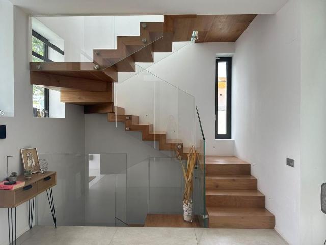 Casa en alquiler en Finestrat, Urbanización Galandú