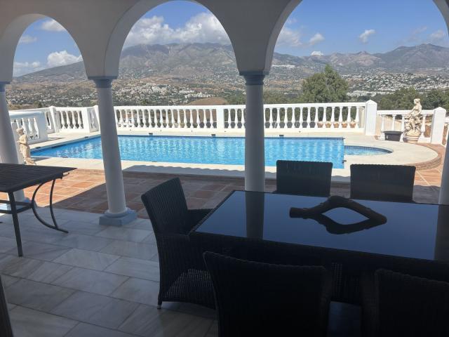 Casa en alquiler en Cerros del Águila, Costa del Sol Occidental