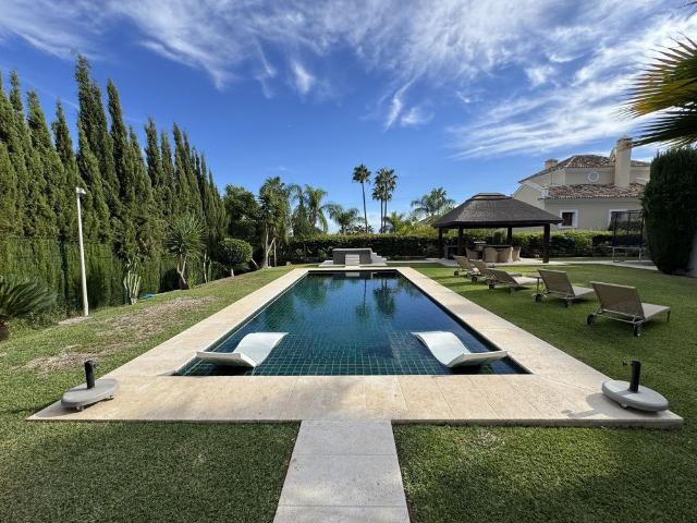 Casa en alquiler en Finestrat, Urbanización Galandú