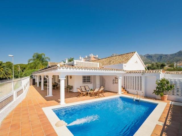 Casa en alquiler en Rícmar, Costa del Sol Occidental