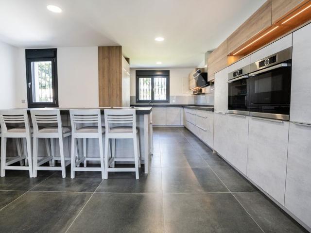 Casa en alquiler en Finestrat, Urbanización Galandú