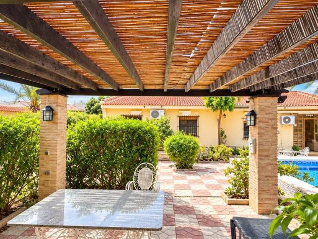 Casa en alquiler en Urbanización Doña Pepa, Rojales