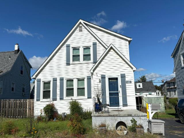 House for sale in Saint Helena, Dundalk