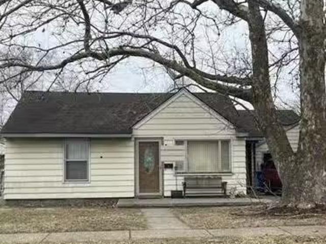 House for sale in Dearborn Heights