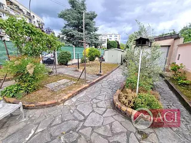 Terrain vente à France métropolitaine, Deuil-la-barre