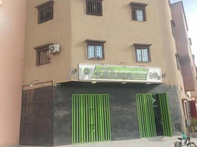 Local commercial location à L'Oriental