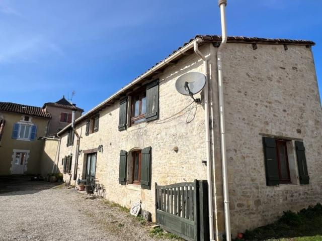 Maison vente à Confolens, Cellefrouin