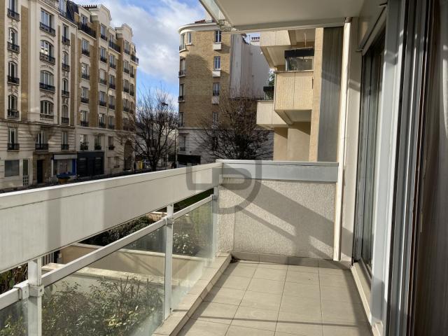 Appartement location à France métropolitaine, Courbevoie