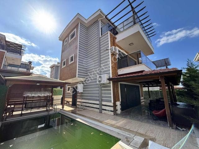 Soğucak, Kuşadası içerisinde kiralık Villa