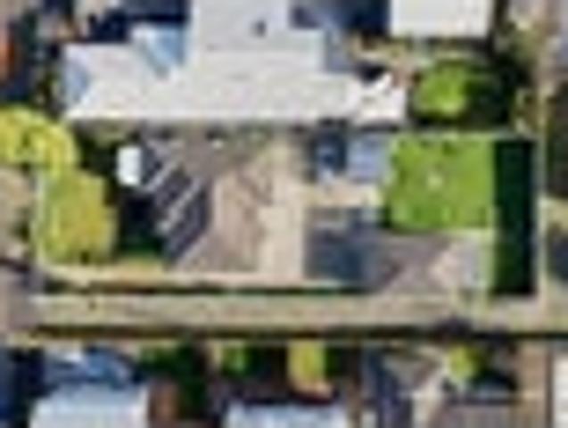 House for sale in Chaslands, Canterbury