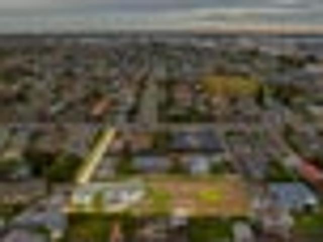 House for sale in Chaslands, Canterbury