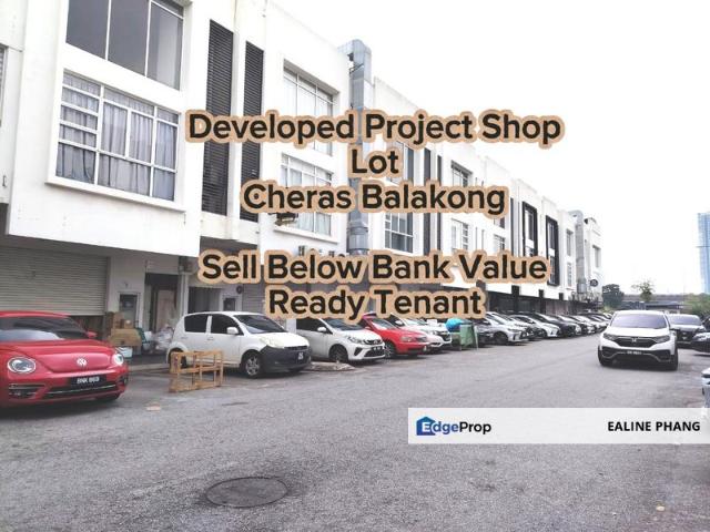 Shop for sale in Kajang, Langat