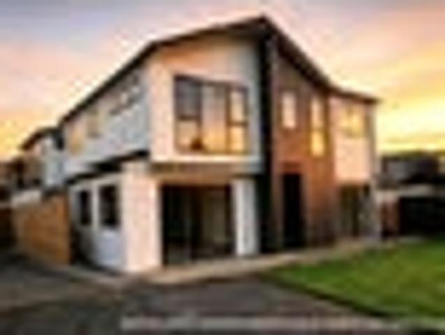 Townhouse for sale in One Tree Hill, Oroua County